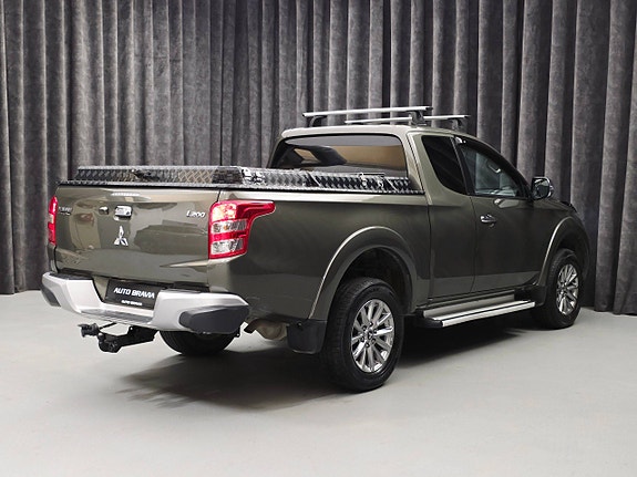 Mitsubishi L200 7 of 30