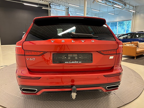 Volvo V60 4 of 30