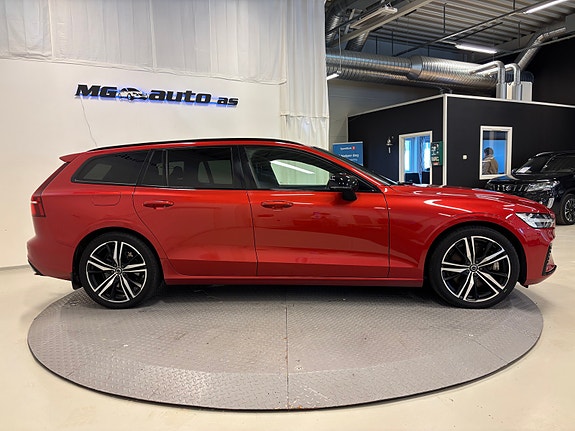 Volvo V60 3 of 30