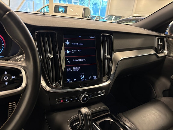 Volvo V60 20 of 30