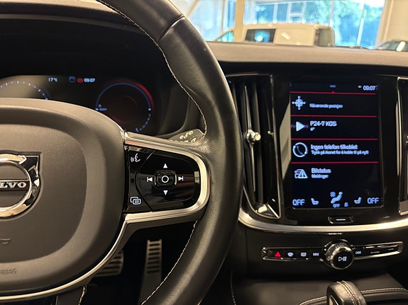 Volvo V60 17 of 30