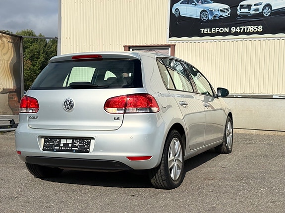 Volkswagen Golf VI 6 of 27
