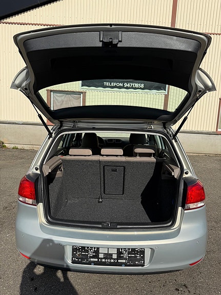 Volkswagen Golf VI 22 of 27