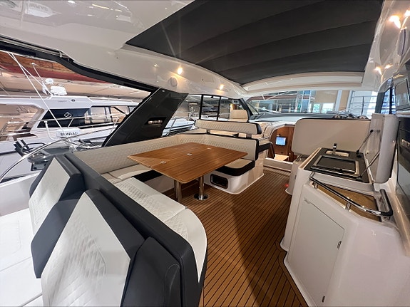 Bavaria S45 HT, Joystick, 3 kabiner, skipsreg mulig, IPS 600, INNBYTTE, en eier 13 of 30