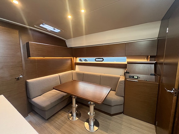 Bavaria S45 HT, Joystick, 3 kabiner, skipsreg mulig, IPS 600, INNBYTTE, en eier 30 of 30