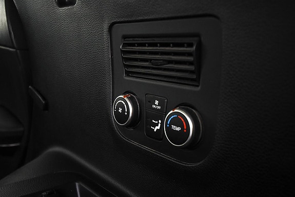 Hyundai Grand Santa Fe 28 of 30