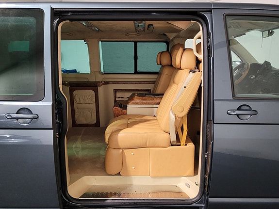 Volkswagen Transporter 24 of 30