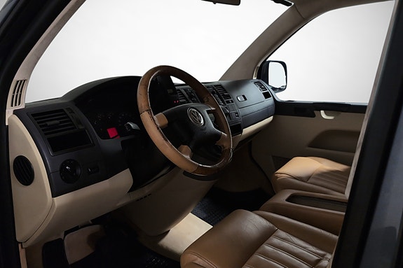 Volkswagen Transporter 10 of 30