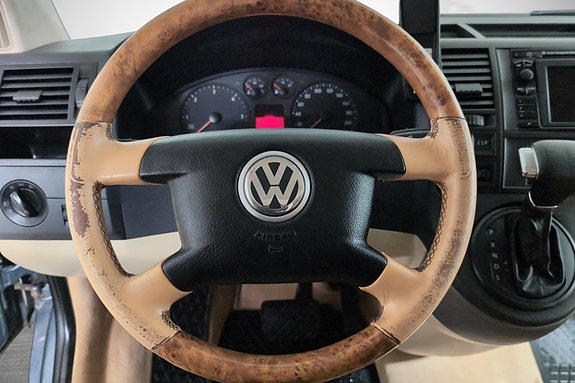 Volkswagen Transporter 12 of 30