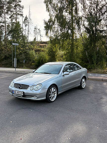 Mercedes-Benz CLK200 3 of 18