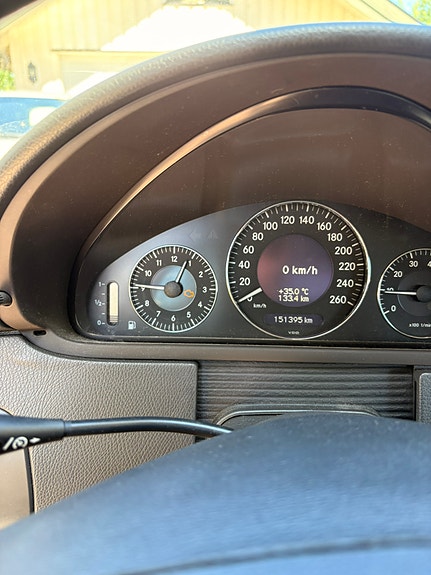 Mercedes-Benz CLK200 17 of 18