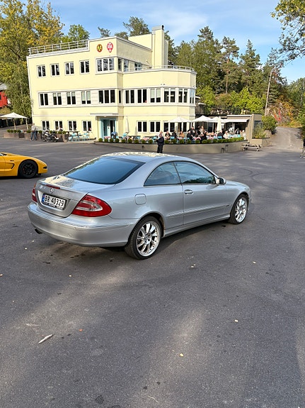 Mercedes-Benz CLK200 6 of 18