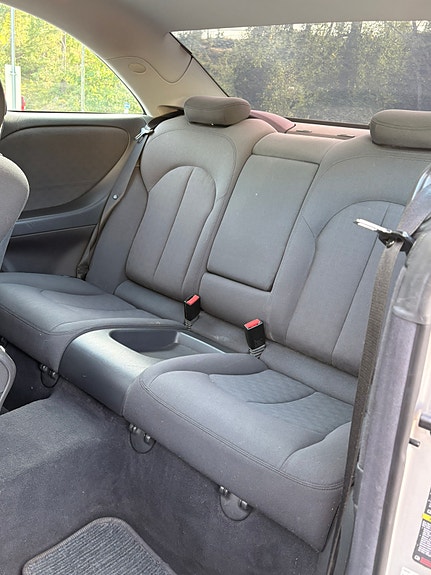 Mercedes-Benz CLK200 14 of 18