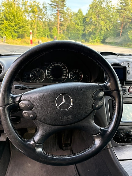 Mercedes-Benz CLK200 12 of 18