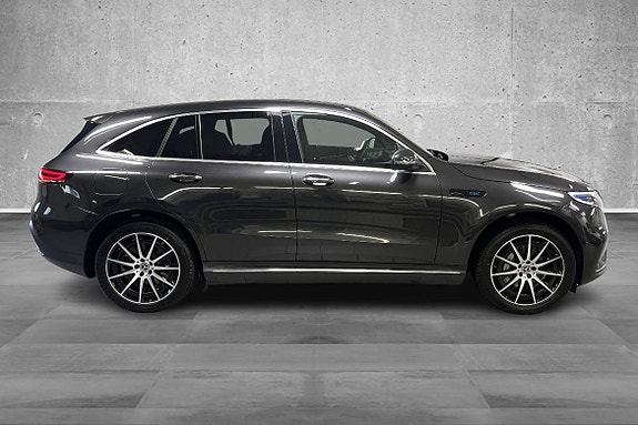 Mercedes-Benz EQC400 27 of 30
