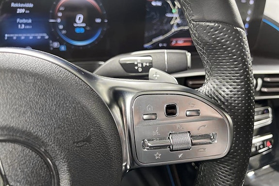 Mercedes-Benz EQC400 22 of 30