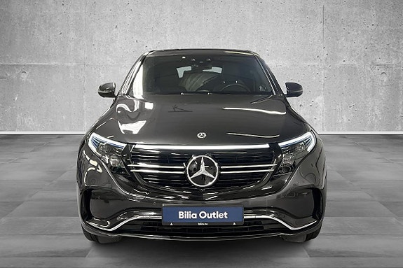 Mercedes-Benz EQC400 29 of 30