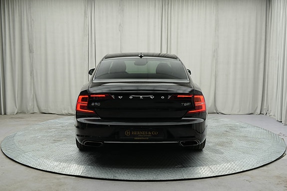 Volvo S90 7 of 30