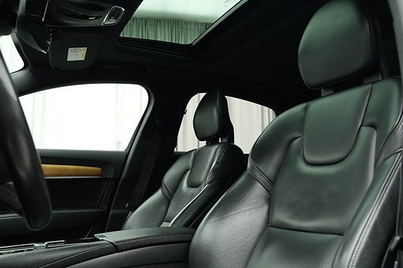 Volvo S90 20 of 30