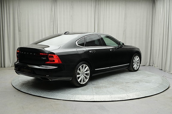 Volvo S90 8 of 30
