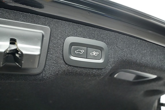 Volvo S90 13 of 30