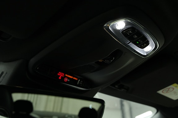Volvo S90 22 of 30