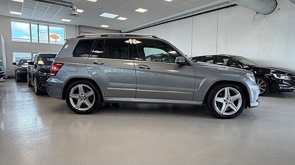 Mercedes-Benz GLK220 5 of 30