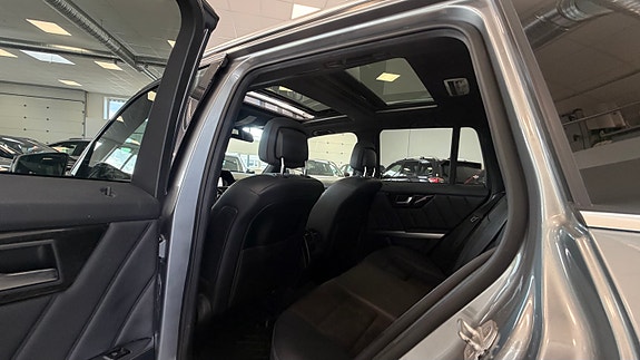 Mercedes-Benz GLK220 28 of 30