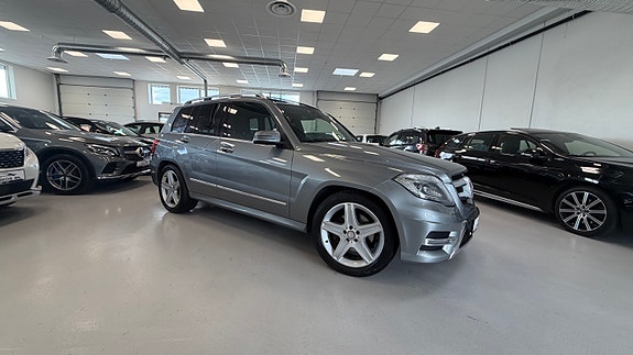 Mercedes-Benz GLK220 3 of 30
