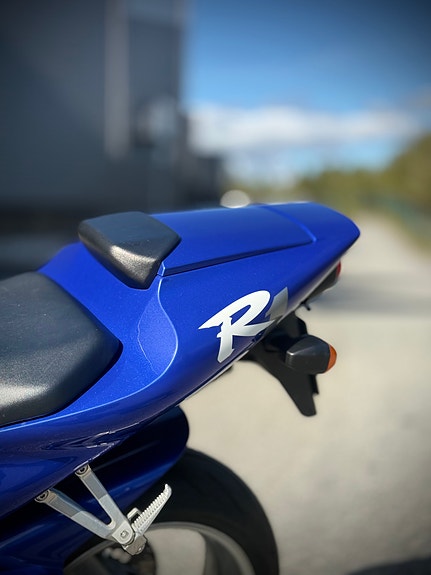Yamaha YZF-R1 10 of 11