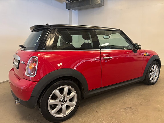 MINI Cooper 6 of 17