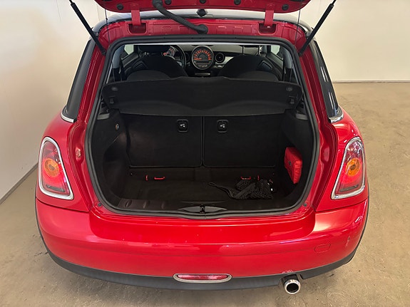 MINI Cooper 17 of 17