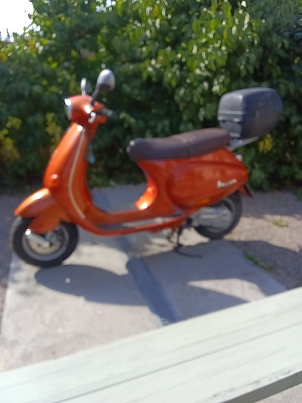 Vespa ET-4 125 3 of 6