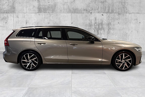 Volvo V60 7 of 24