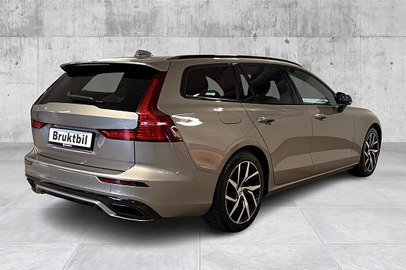 Volvo V60 5 of 24