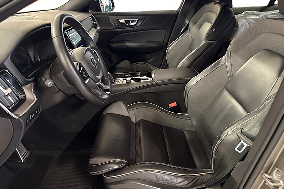 Volvo V60 10 of 24