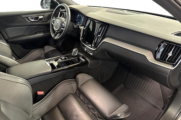 Volvo V60 19 of 24