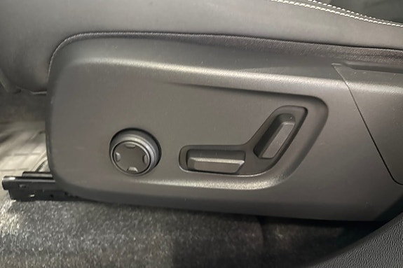 Volvo XC40 20 of 23