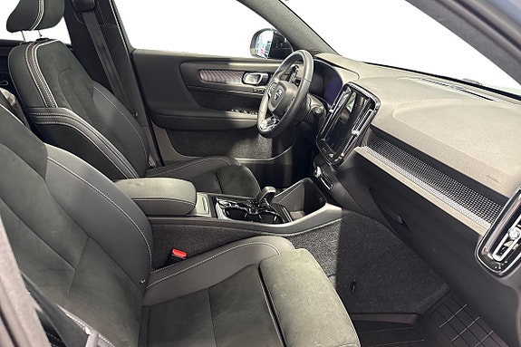 Volvo XC40 22 of 23