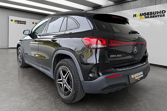 Mercedes-Benz EQA250 3 of 18