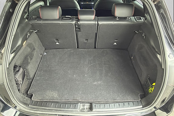 Mercedes-Benz EQA250 11 of 18