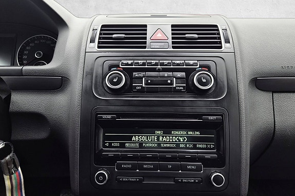 Volkswagen Touran 23 of 27