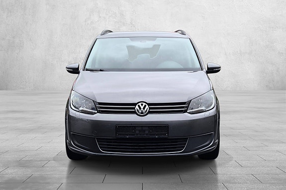 Volkswagen Touran 3 of 27