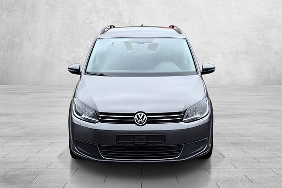 Volkswagen Touran 4 of 27