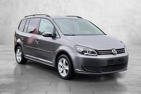 Volkswagen Touran 7 of 27