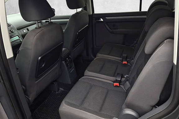 Volkswagen Touran 20 of 27