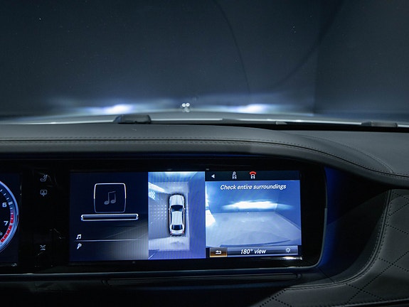 Mercedes-Benz S63 23 of 25