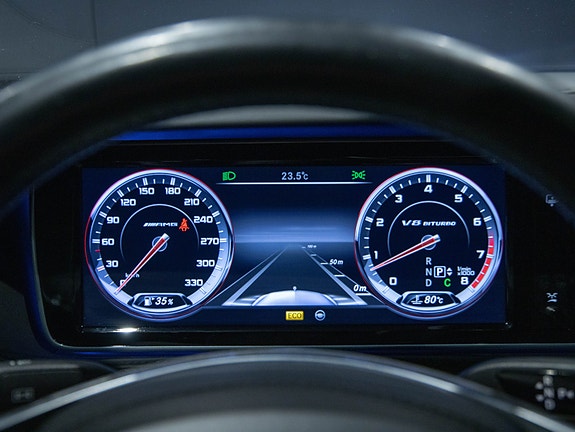 Mercedes-Benz S63 24 of 25