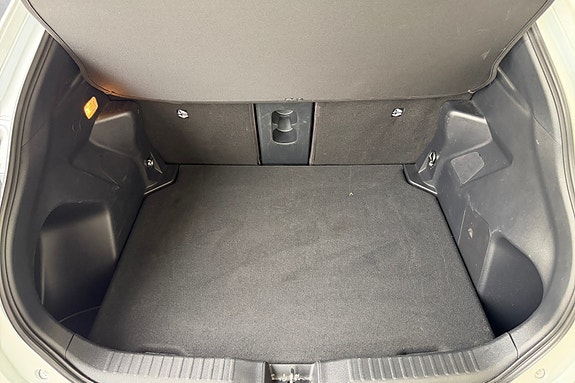 Toyota Yaris Cross 11 of 18