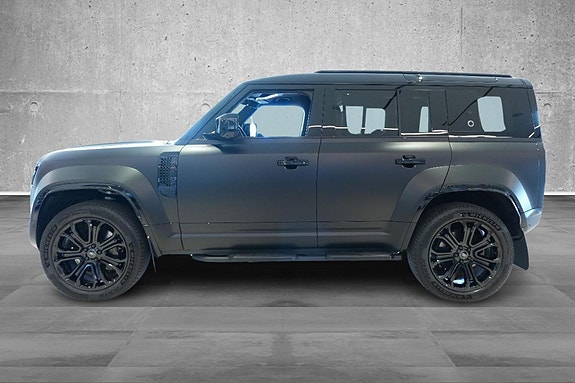 Land Rover Defender 110 6 of 30